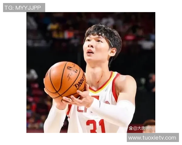 王哲林在CBA赛场的崛起与挑战：从新星到球队核心的成长之路