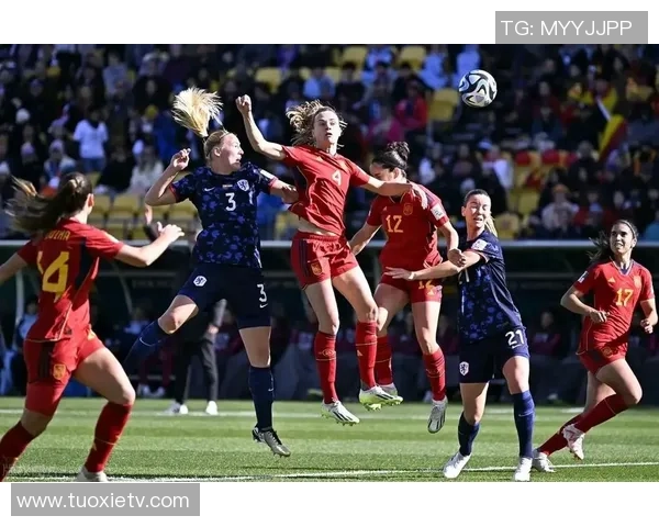 荷兰女足与比利时展开激烈对决谁能在这场比赛中笑到最后